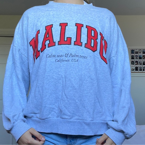 H&M Crewneck - Picture 2 of 3